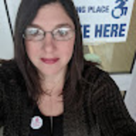 Meet your Posher, Sarah - Picture 1 of 1